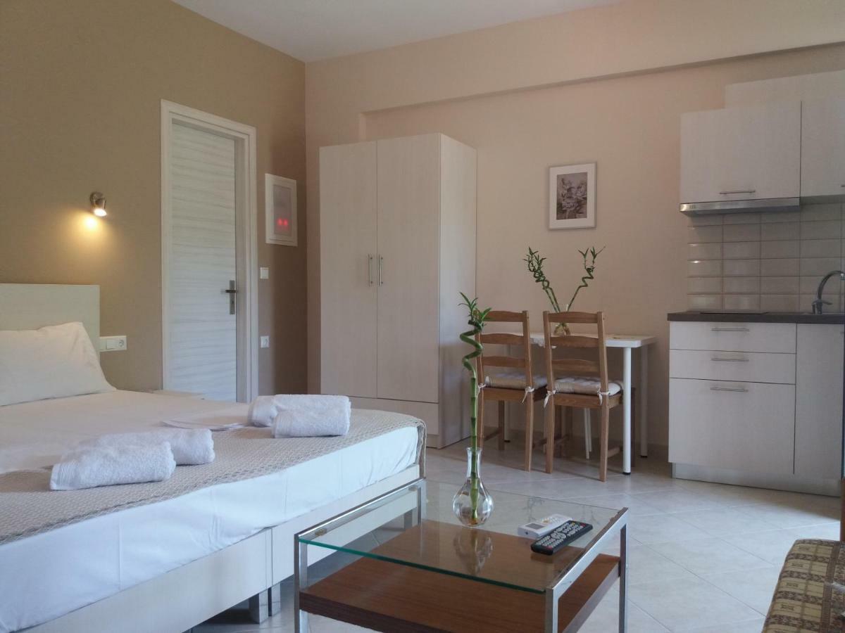 Dimitriou Rooms Глики Екстериор снимка